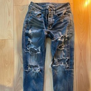 Distressed boyfriend fit jeans